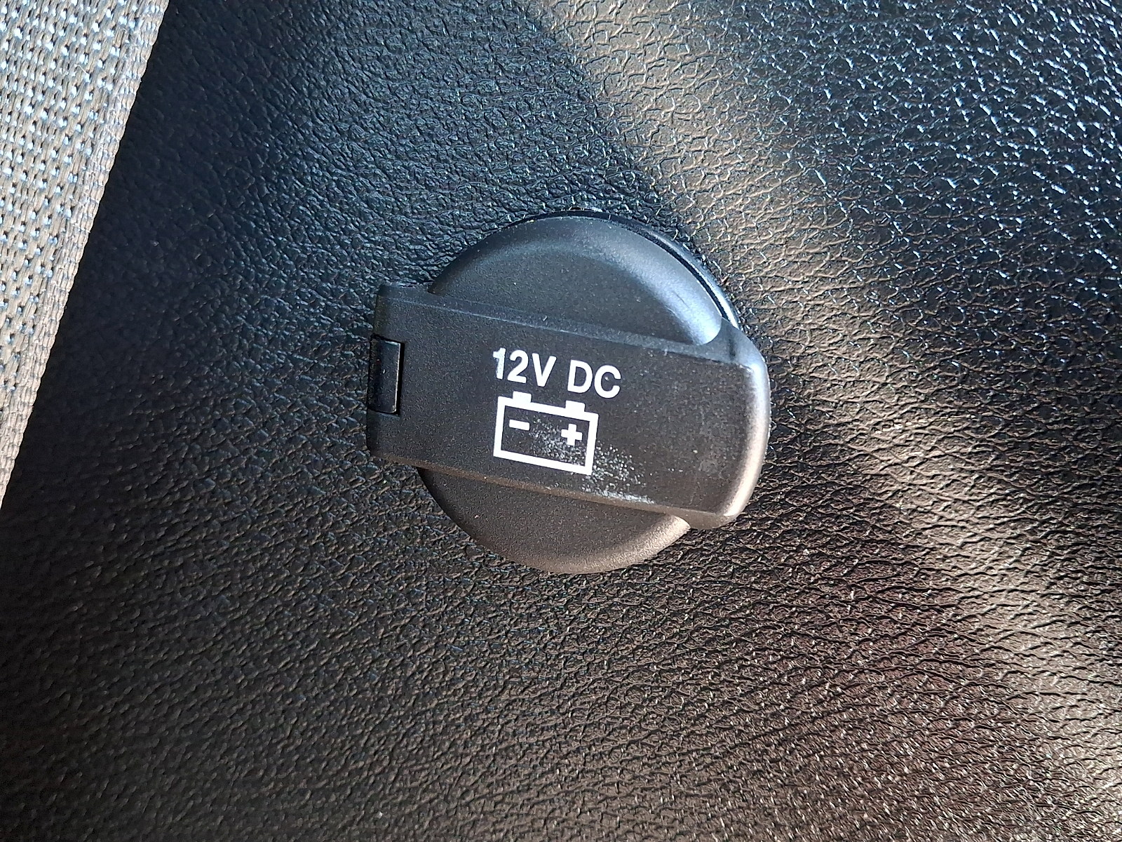 Used 2025 Chrysler Pacifica Van