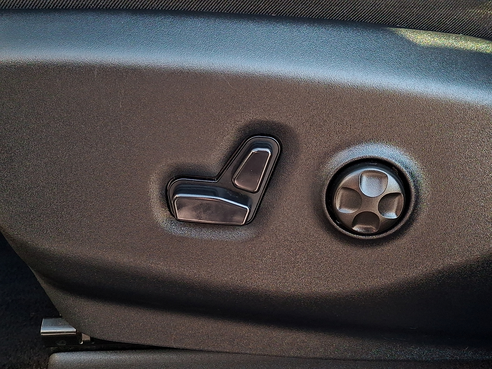 Used 2025 Chrysler Pacifica Van
