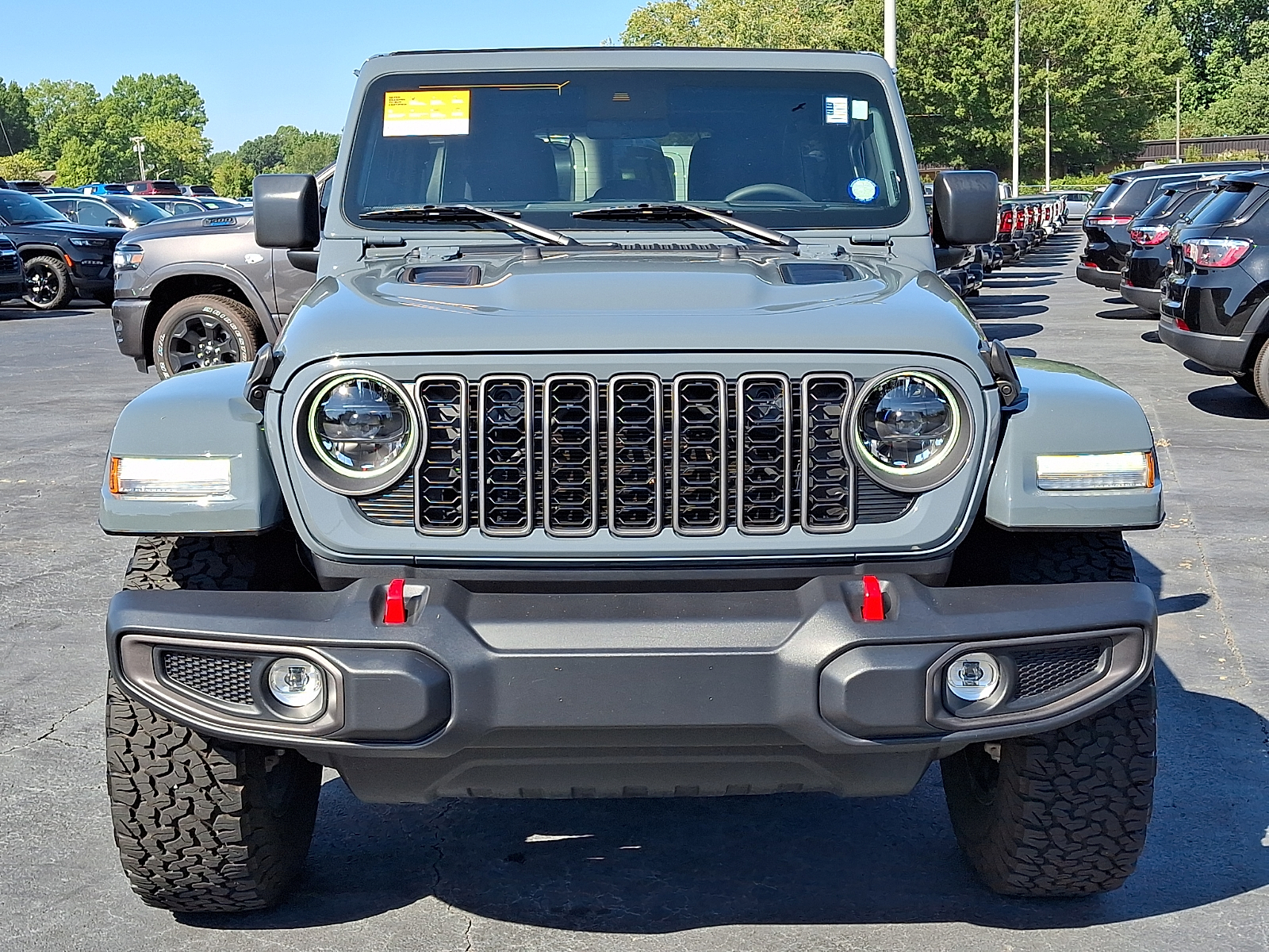 Used 2025 Jeep Wrangler SUV