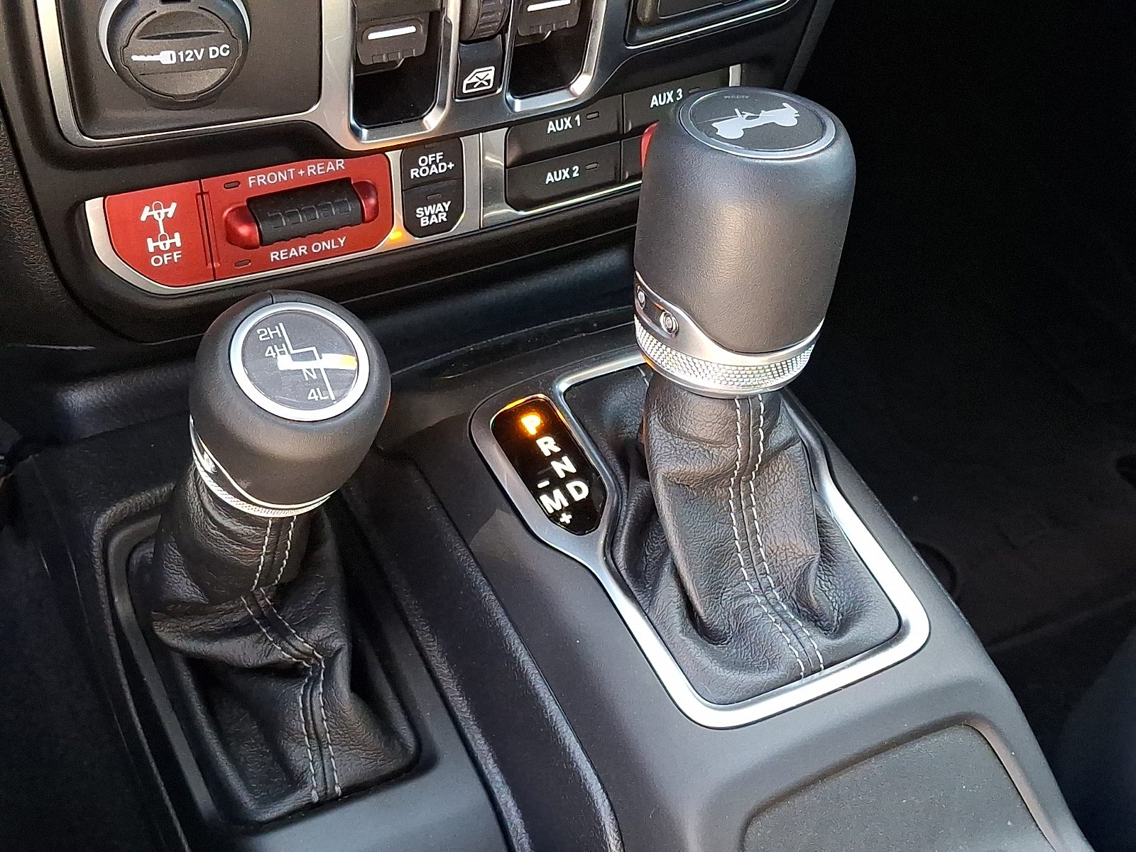Used 2025 Jeep Wrangler SUV