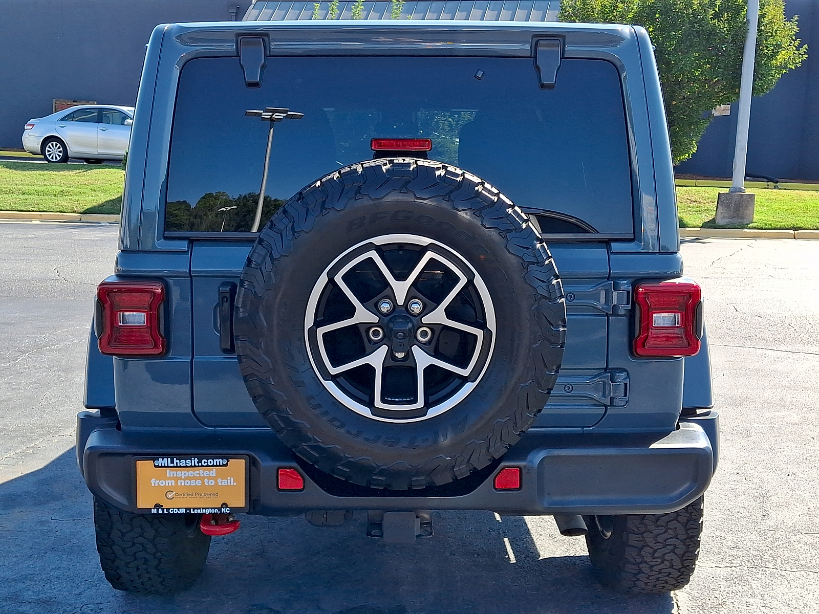Used 2025 Jeep Wrangler SUV