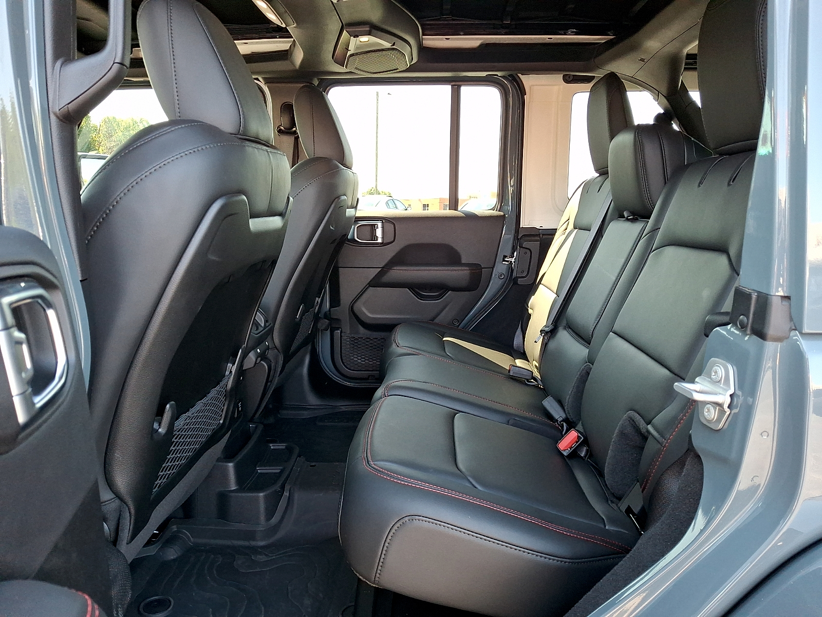 Used 2025 Jeep Wrangler SUV