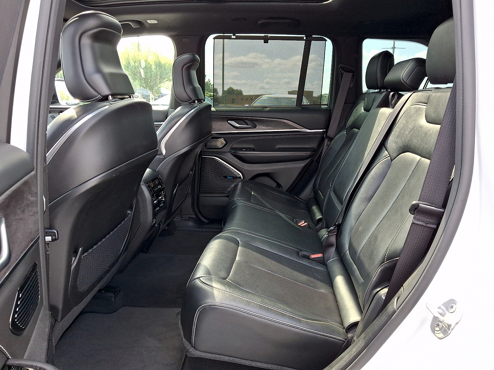 Used 2022 Jeep Grand Cherokee SUV