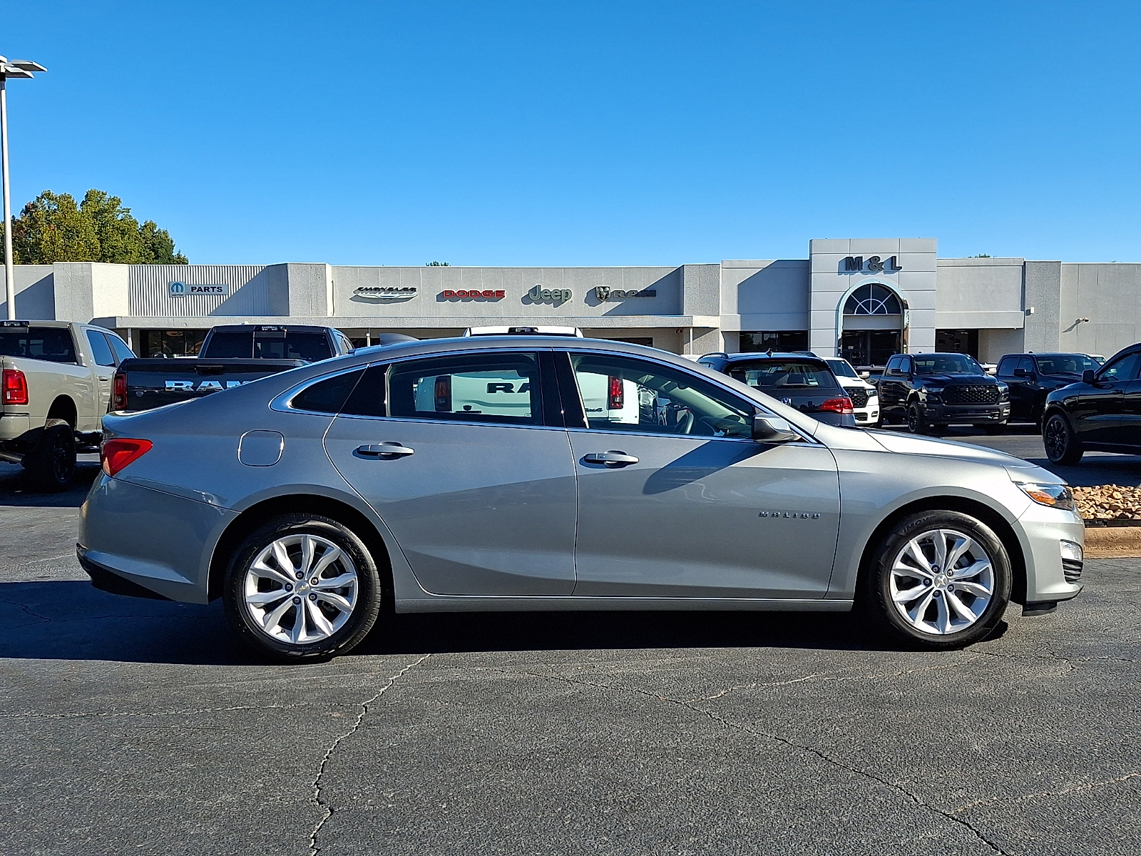 Used 2025 Chevrolet Malibu Sedan