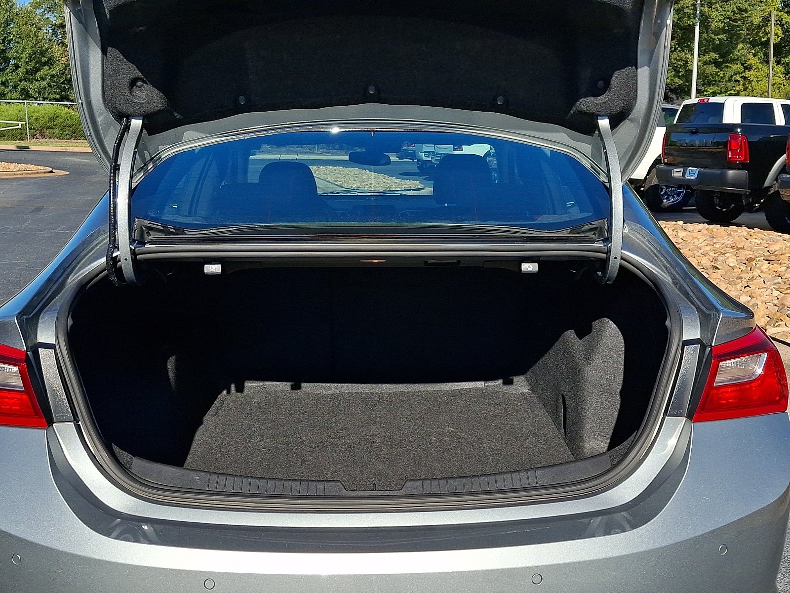 Used 2025 Chevrolet Malibu Sedan
