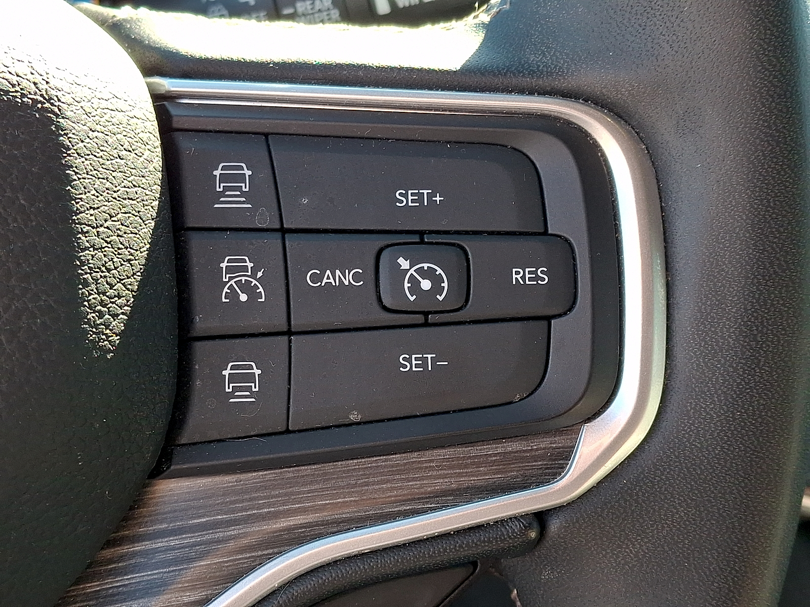 Used 2024 Jeep Wagoneer L SUV