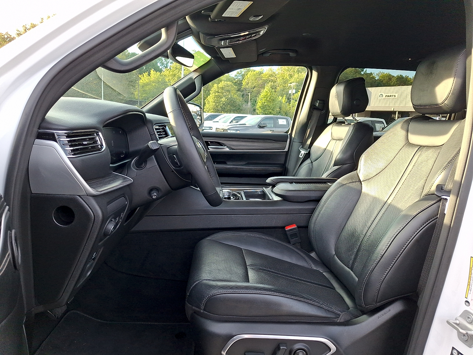 Used 2024 Jeep Wagoneer SUV
