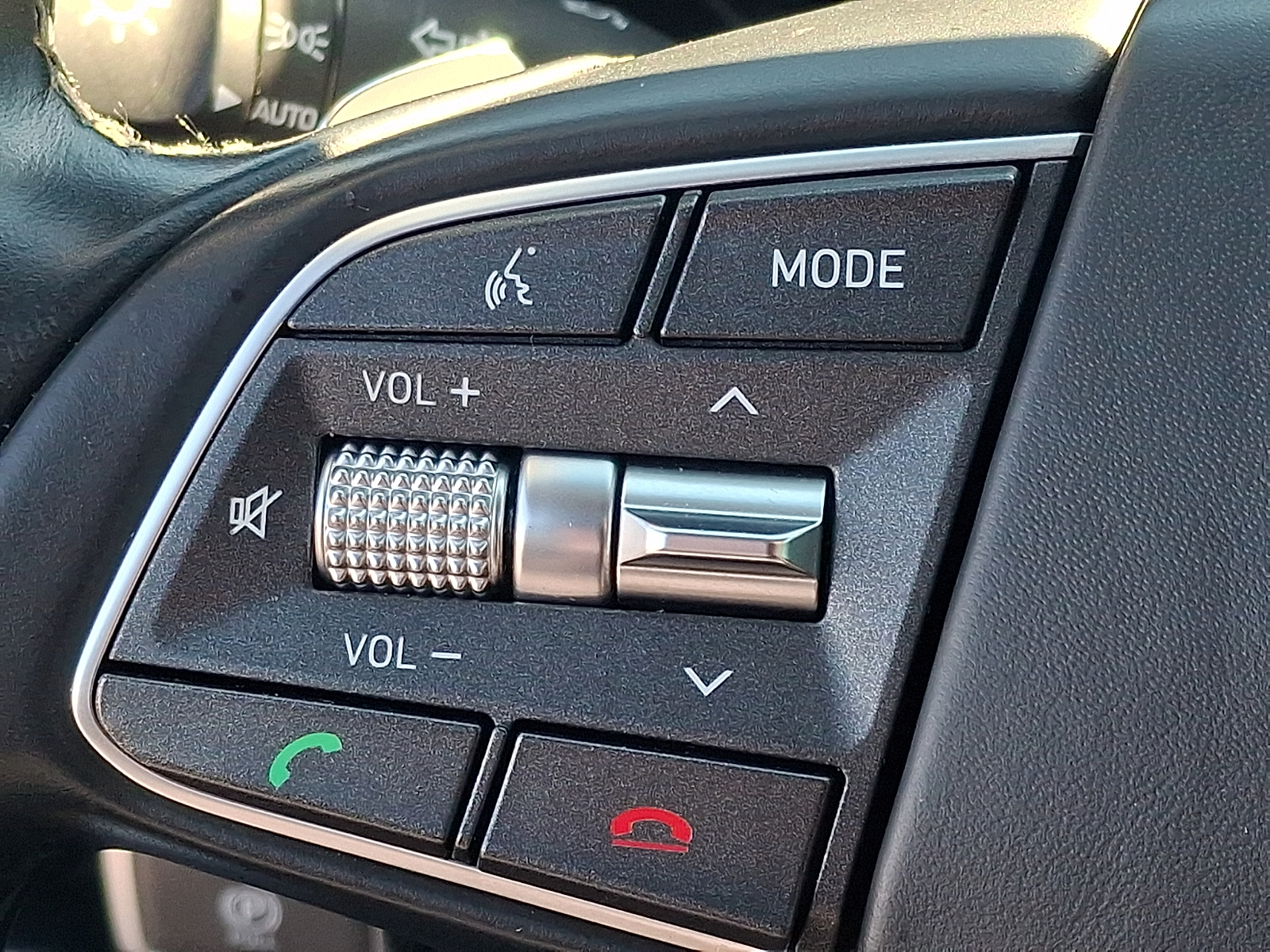 Used 2018 Genesis G90 Sedan
