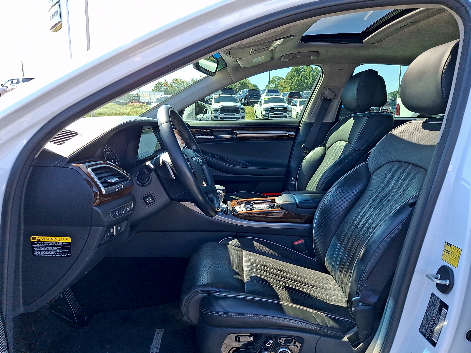 Used 2018 Genesis G90 Sedan