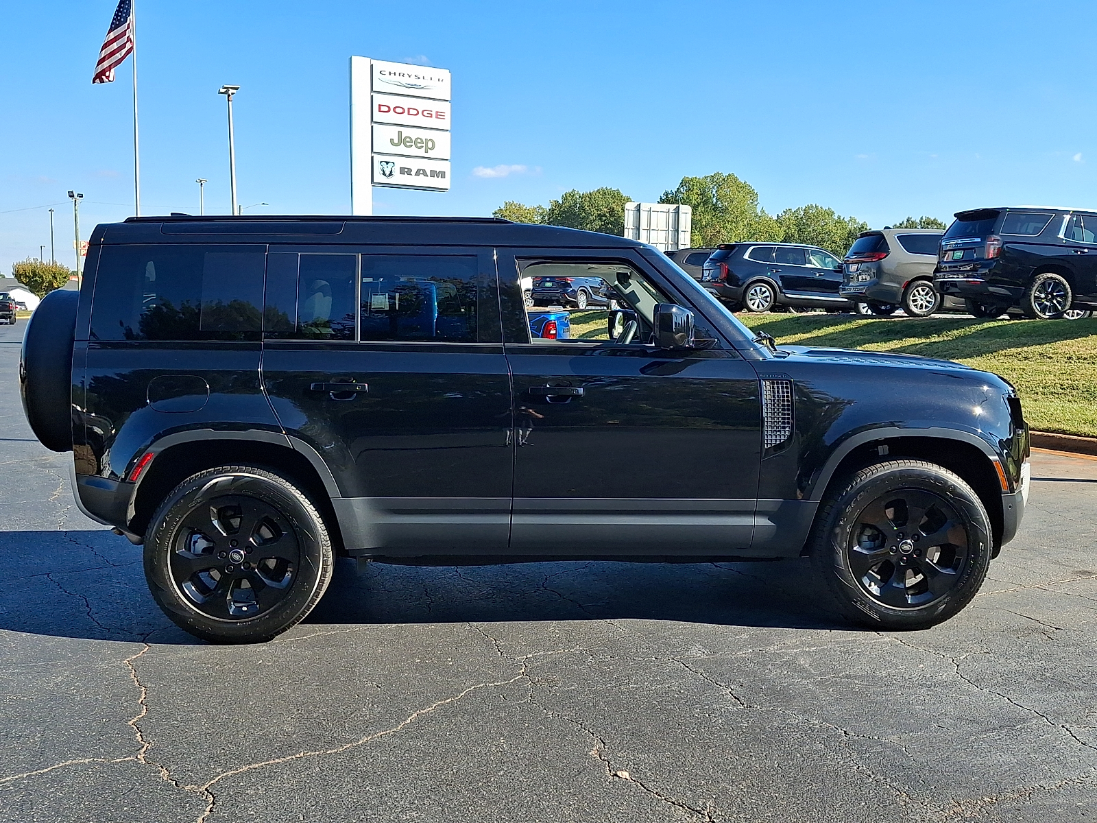 Used 2025 Land rover Defender 110 SUV