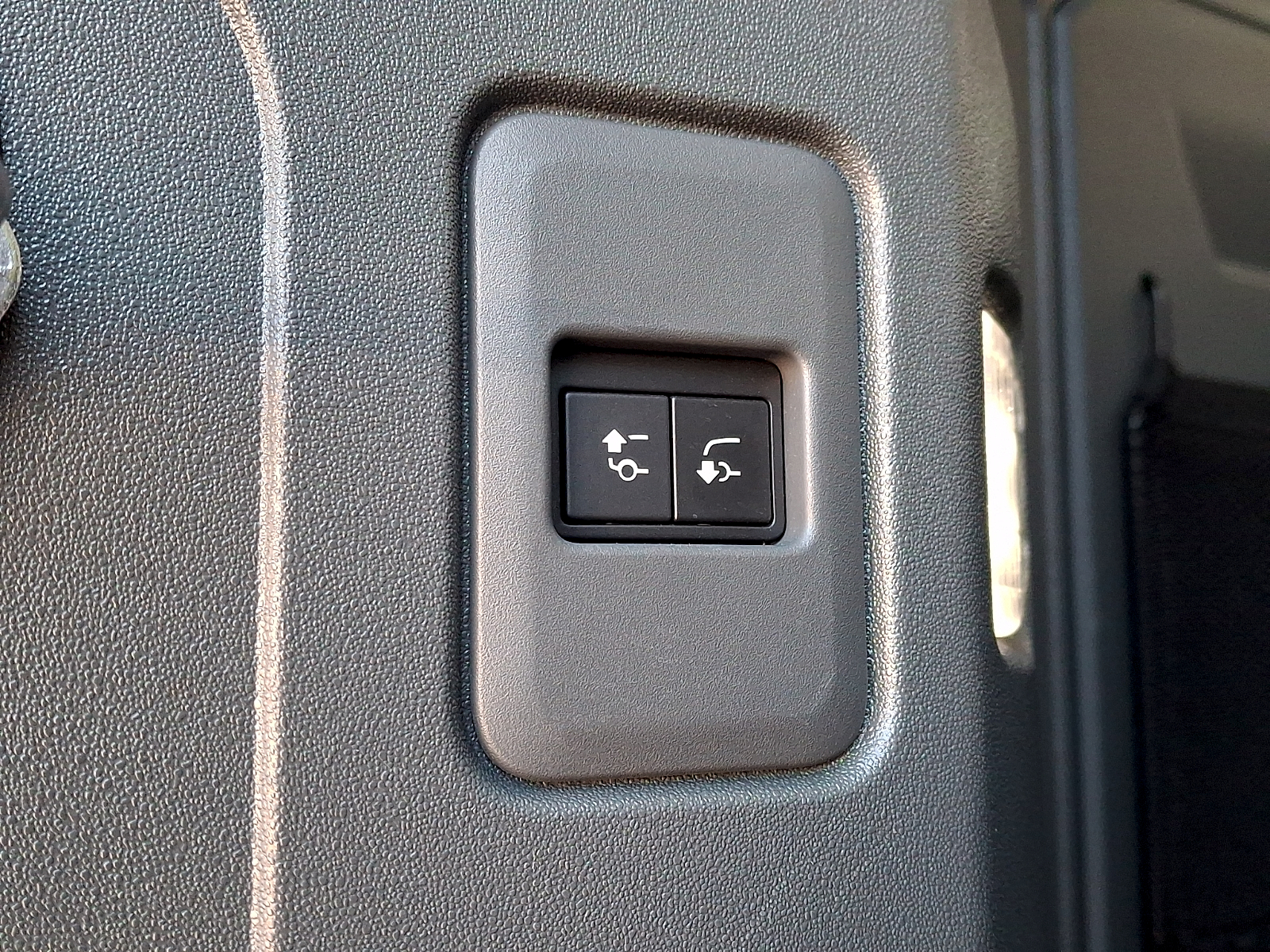 Used 2025 Land rover Defender 110 SUV