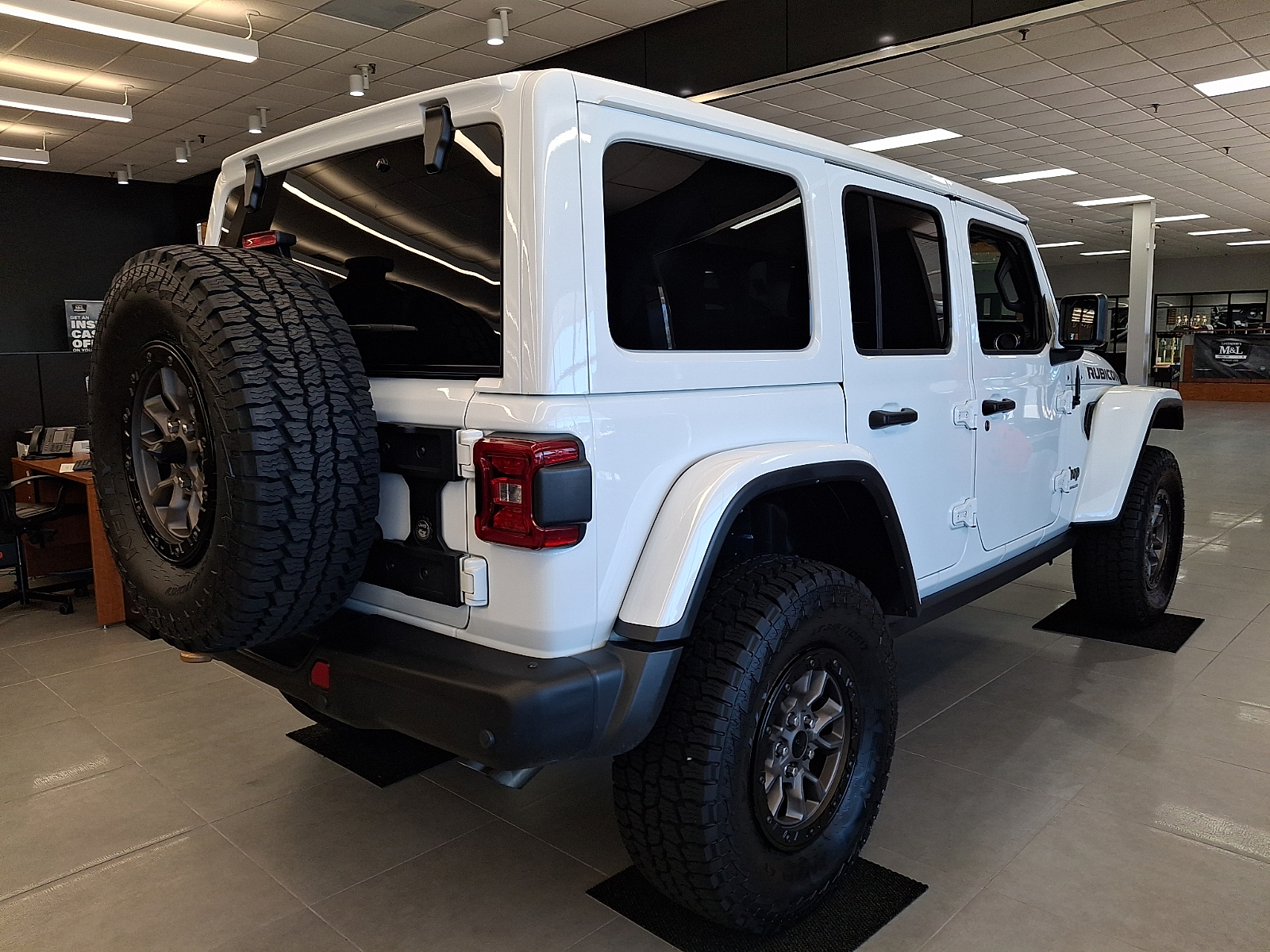 Used 2023 Jeep Wrangler SUV