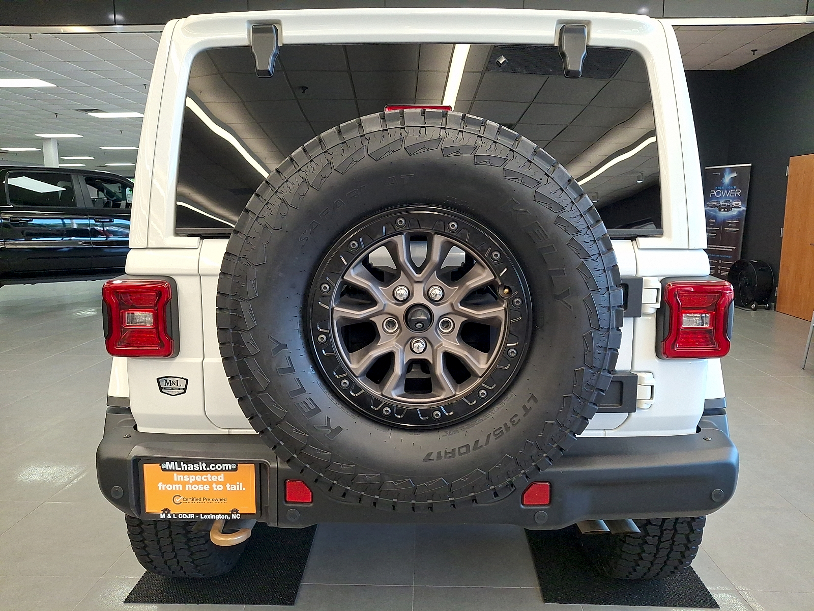 Used 2023 Jeep Wrangler SUV