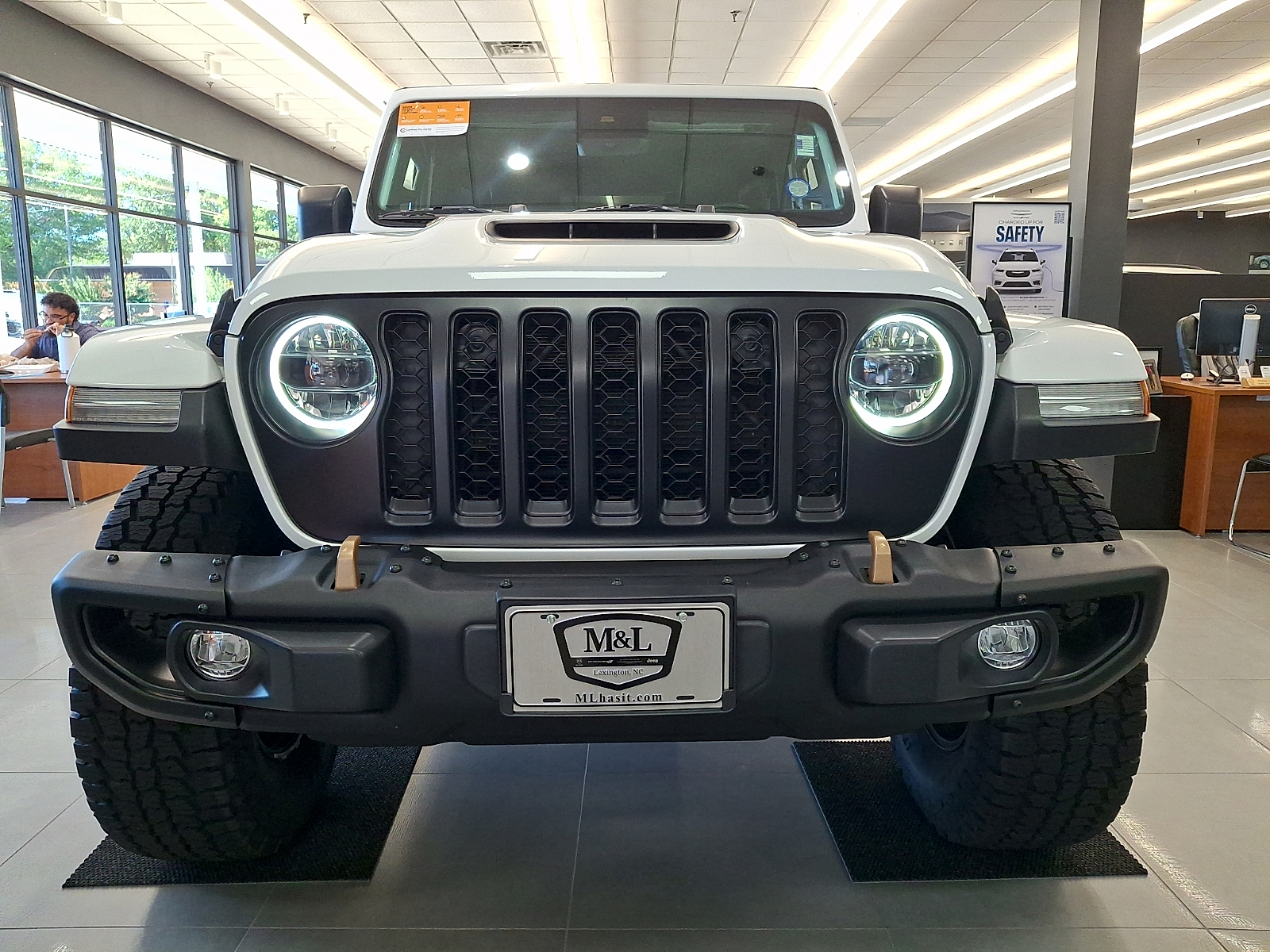 Used 2023 Jeep Wrangler SUV