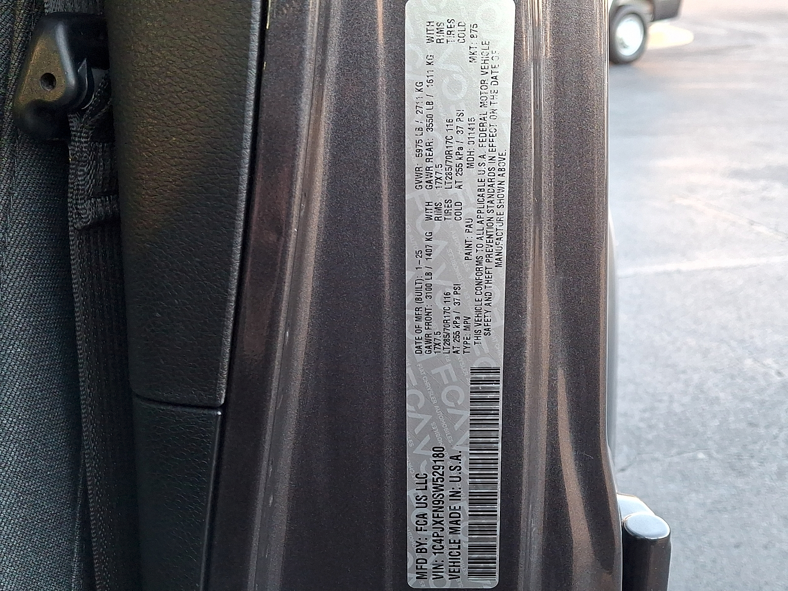 Used 2025 Jeep Wrangler SUV