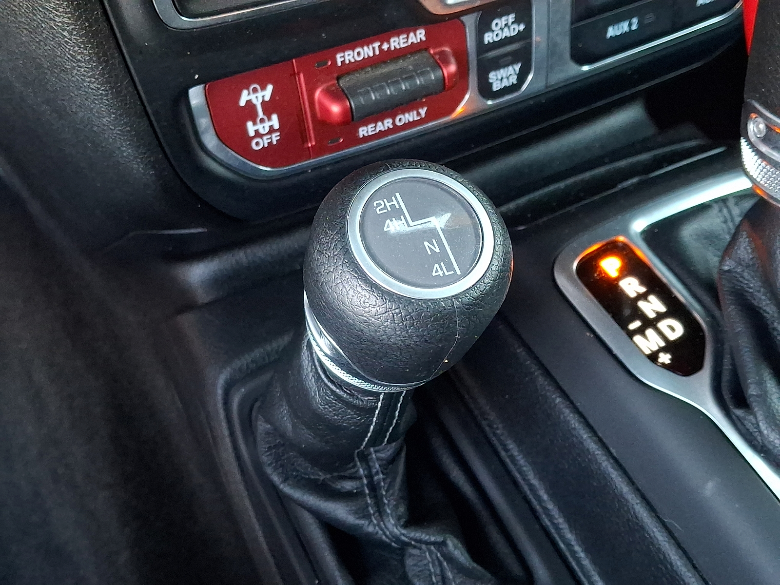 Used 2025 Jeep Wrangler SUV