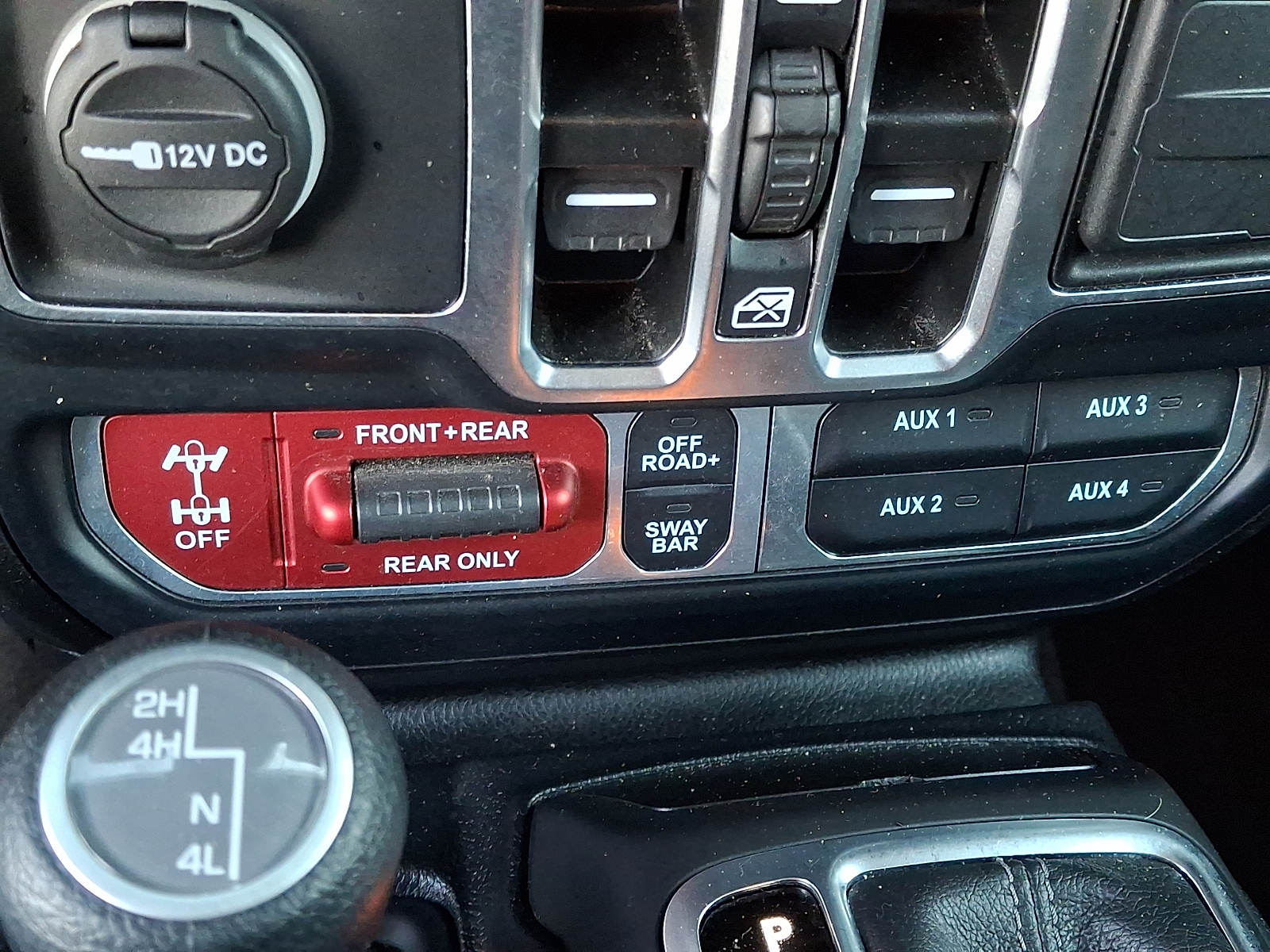 Used 2025 Jeep Wrangler SUV