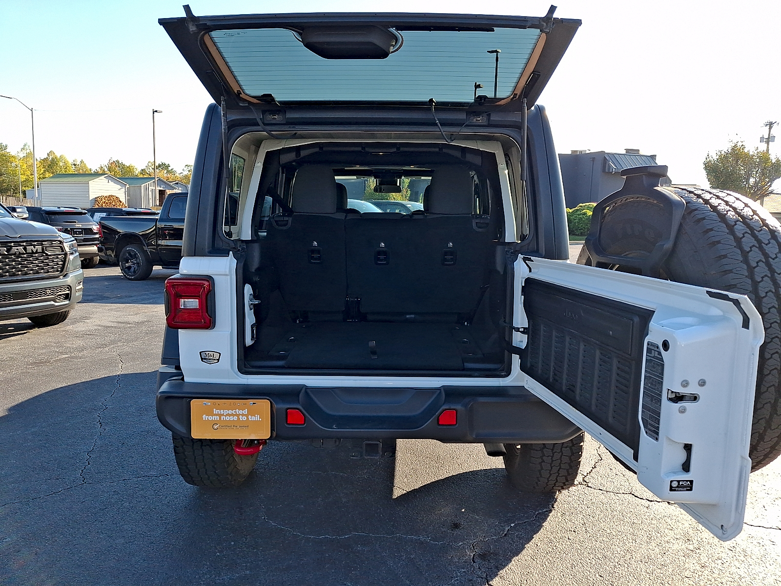 Used 2025 Jeep Wrangler SUV