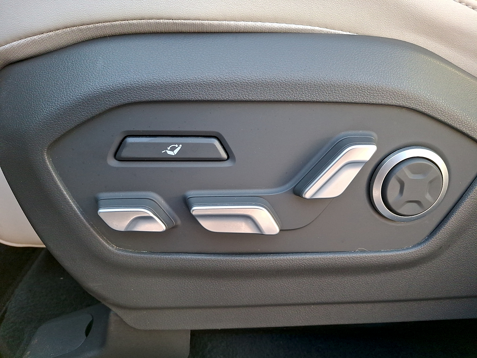 Used 2024 Hyundai Santa Fe SUV