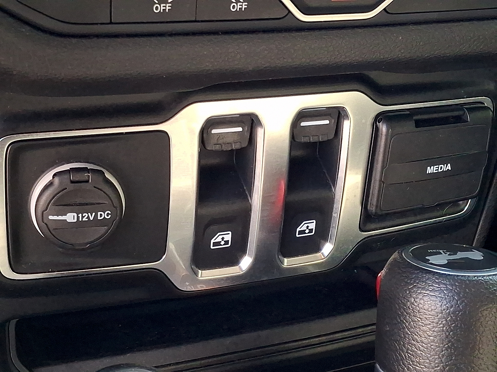 Used 2024 Jeep Wrangler SUV
