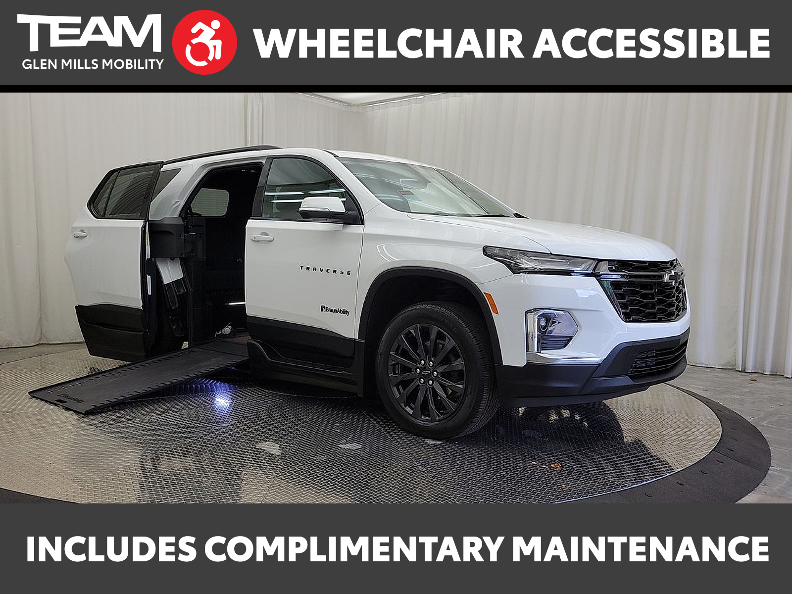 2023 Chevrolet Traverse RS's photo