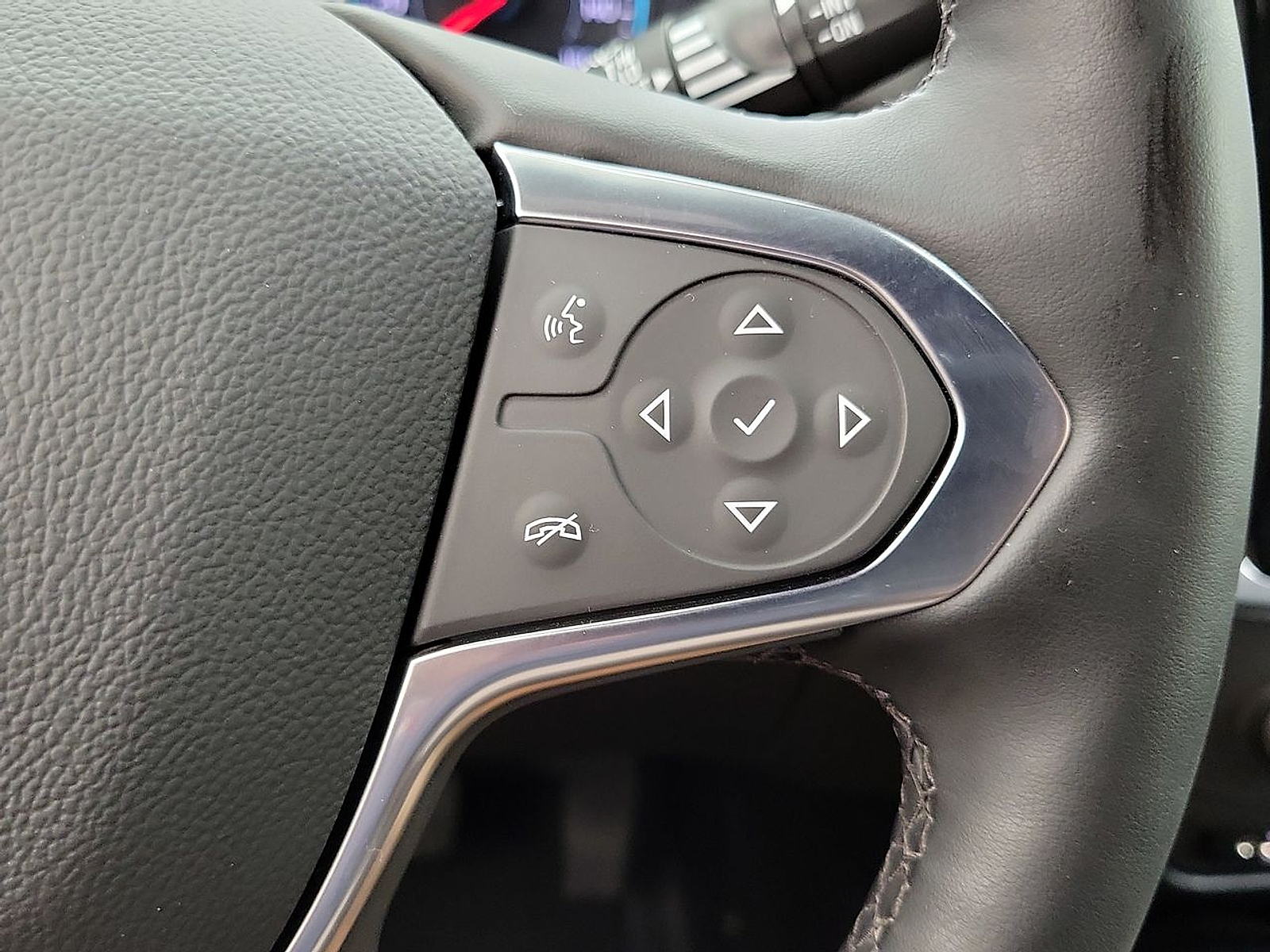 Used 2023 Chevrolet Traverse SUV