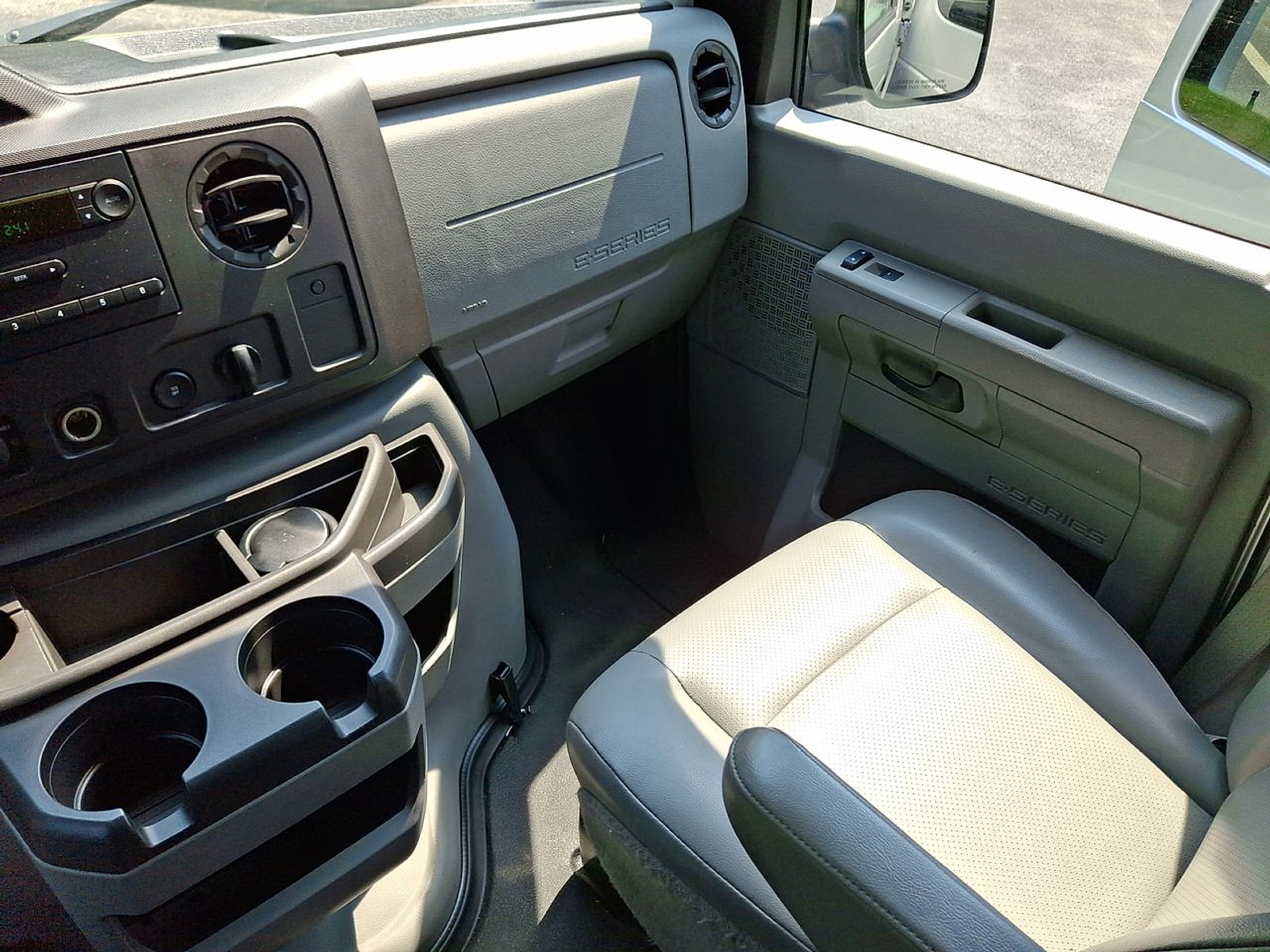 Used 2011 Ford E-350 Super Duty Van