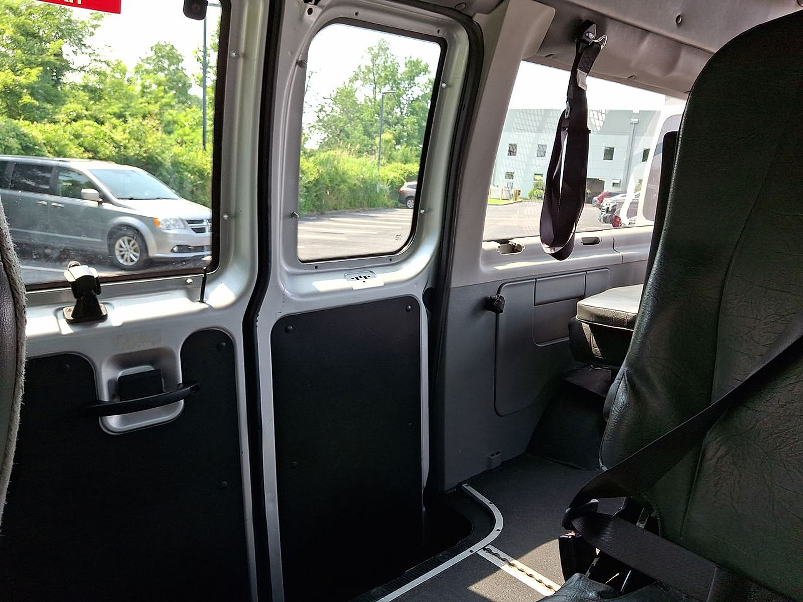 Used 2011 Ford E-350 Super Duty Van