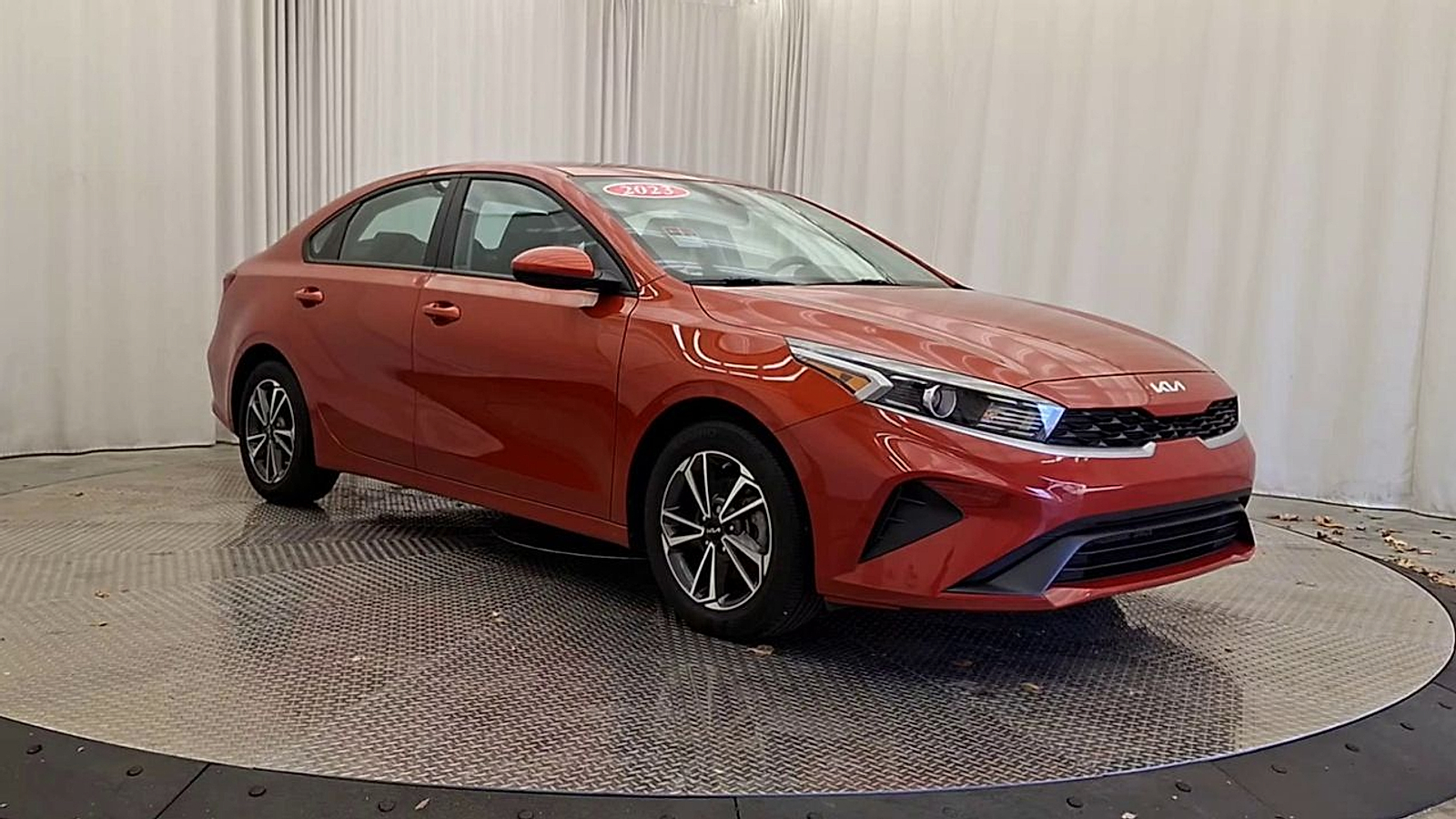 Used 2023 Kia Forte LXS with VIN 3KPF24AD7PE678615 for sale in Glen Mills, PA