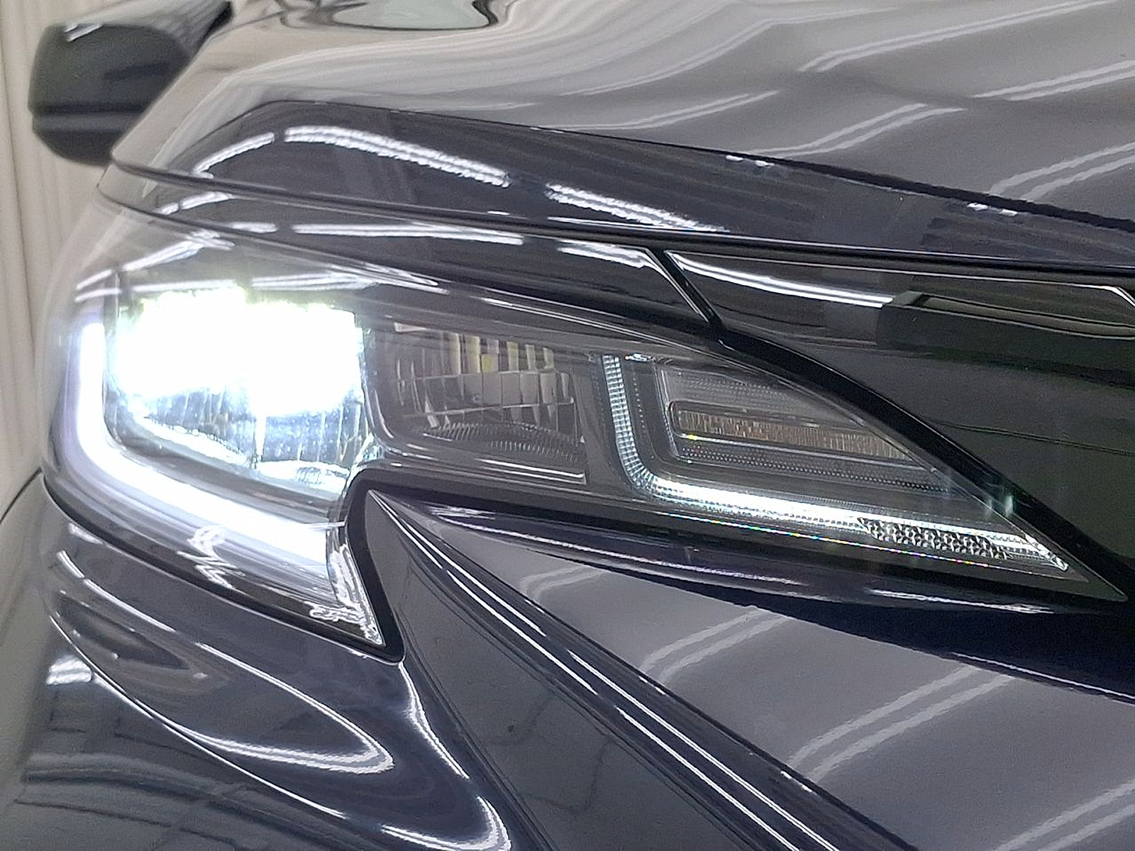 2025 Toyota Sienna XSE - Photo 37