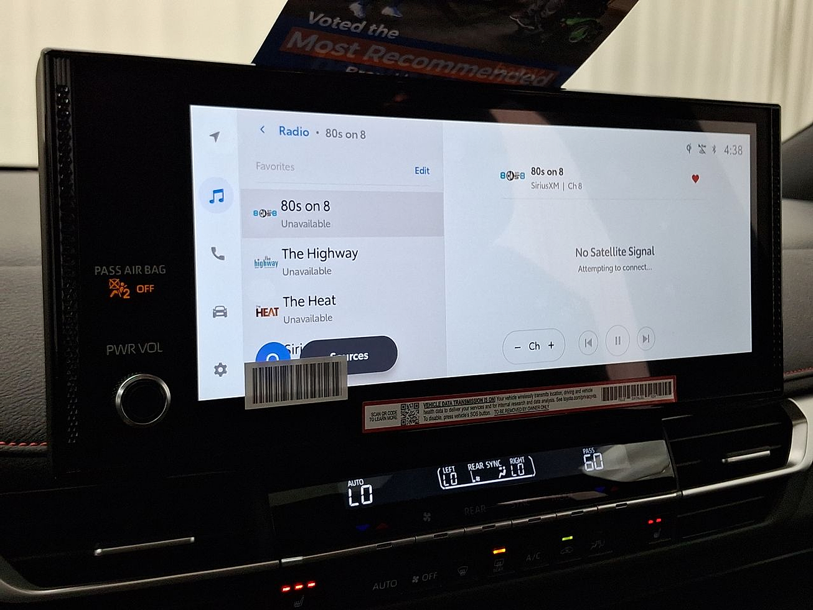 2025 Toyota Sienna XSE - Photo 23
