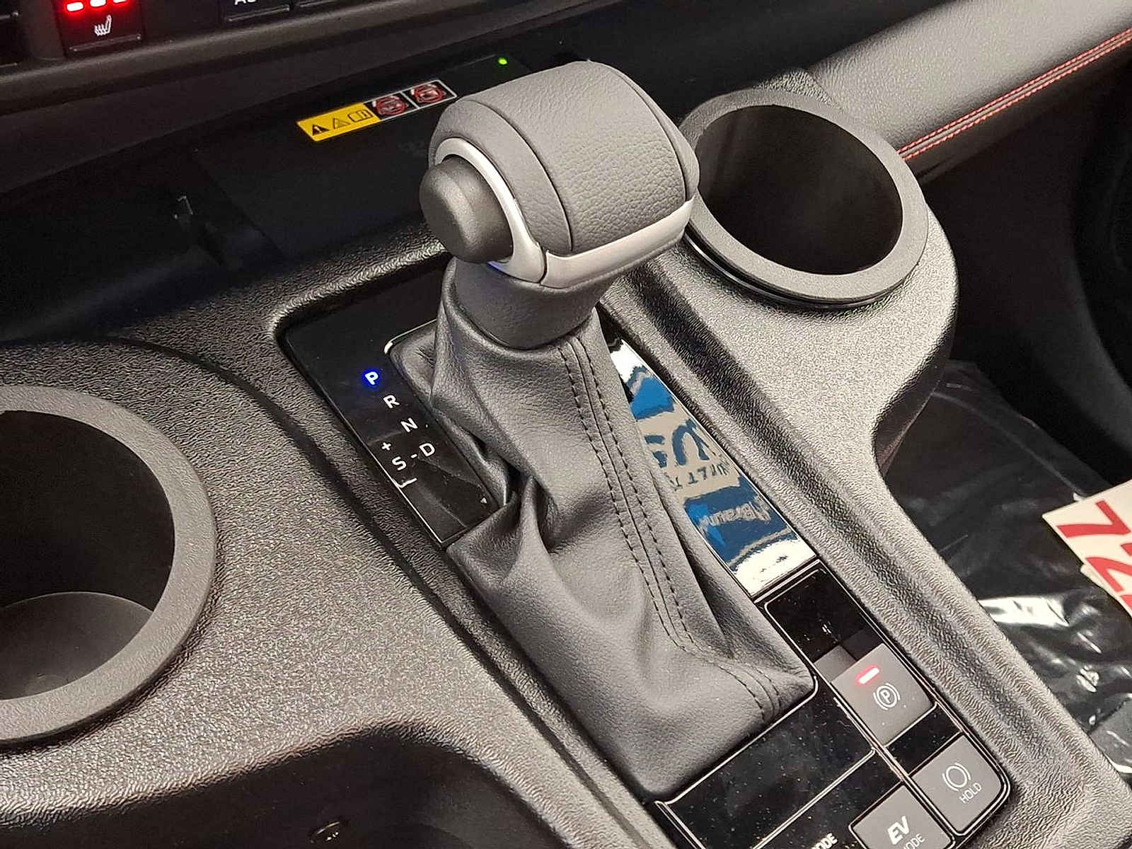 2025 Toyota Sienna XSE - Photo 21