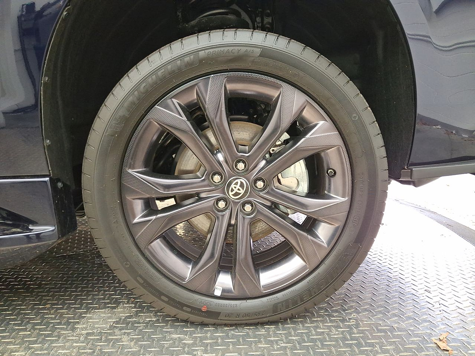 2025 Toyota Sienna XSE - Photo 36