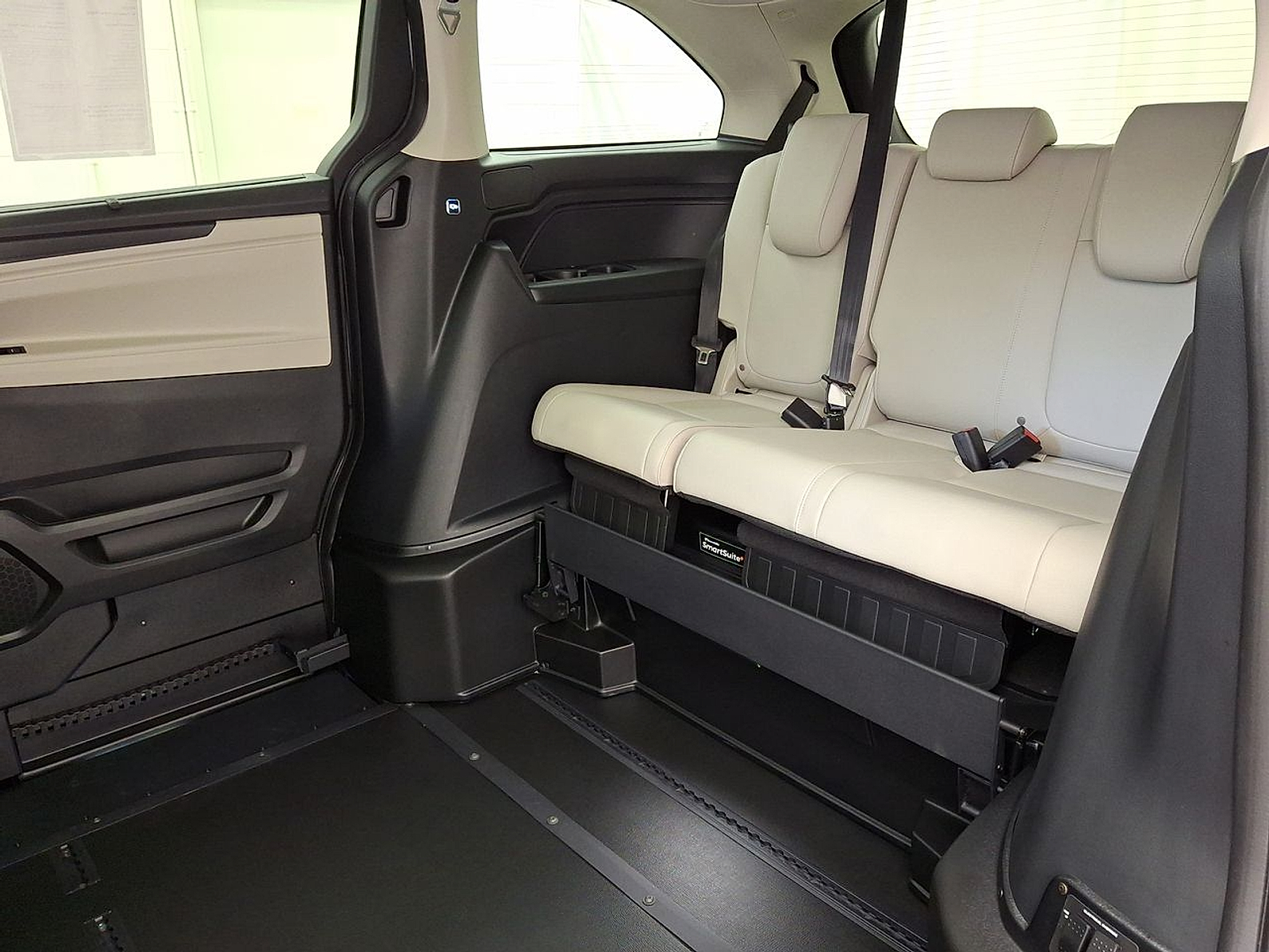 Used 2025 Honda Odyssey Sedan