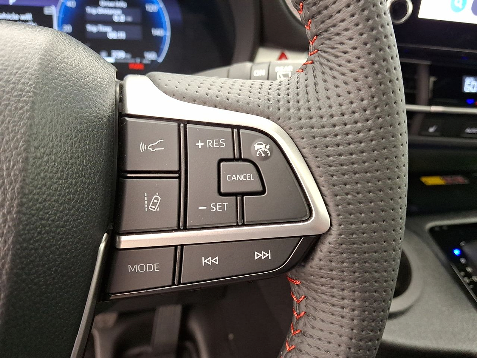 2025 Toyota Sienna XSE - Photo 21