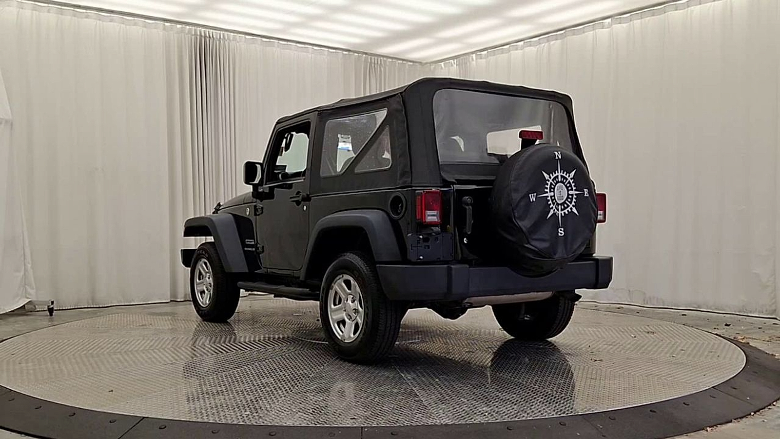 Used 2017 Jeep Wrangler Truck