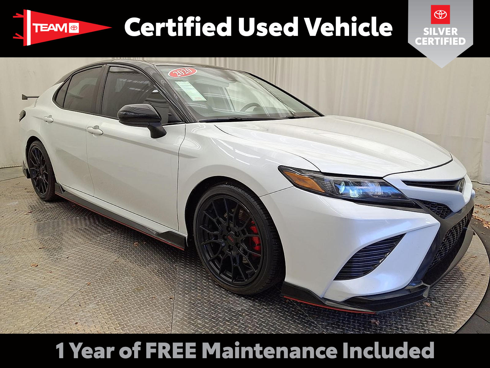 2020 Toyota Camry XSE's photo