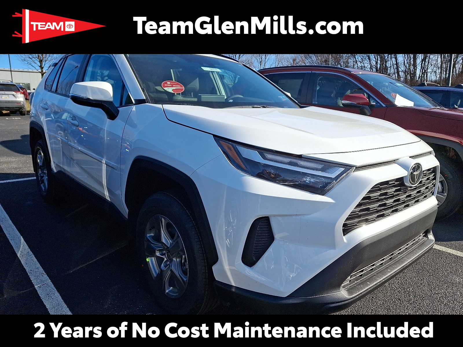 2025 Toyota RAV4 XLE's photo