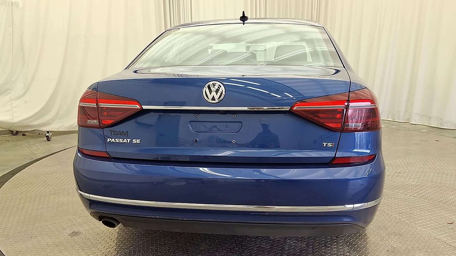 Used 2017 Volkswagen Passat SE with VIN 1VWBT7A35HC022360 for sale in Glen Mills, PA