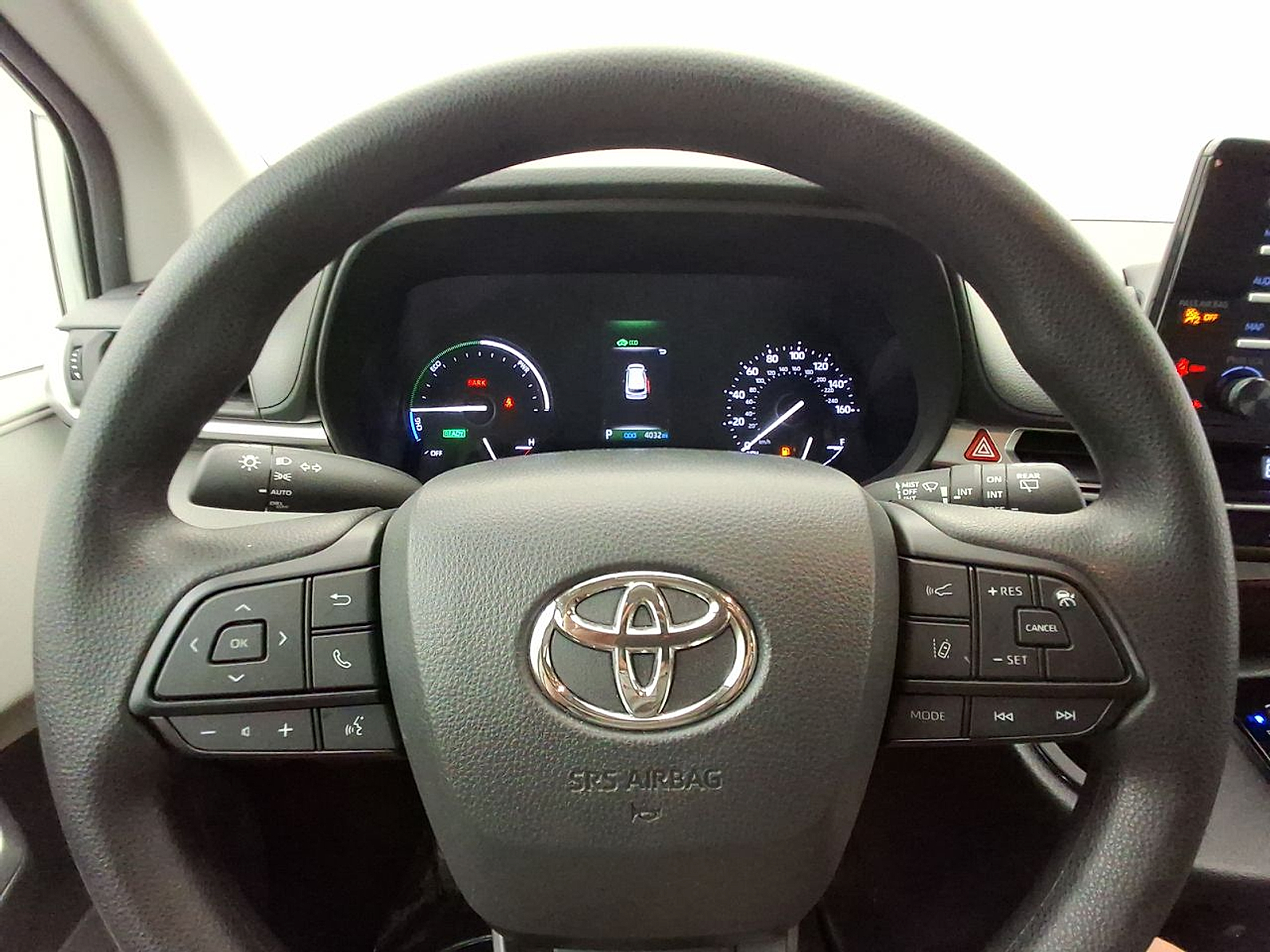 Used 2024 Toyota Sienna Truck