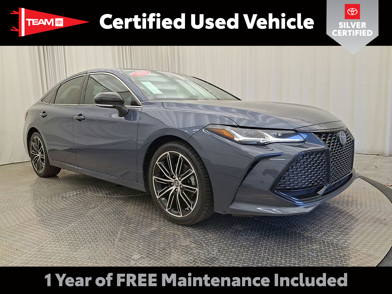2019 Toyota Avalon Touring's photo