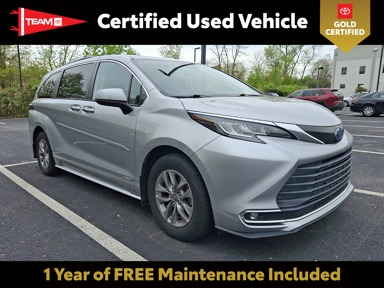 2021 Toyota Sienna XLE 8-Passenger Hybrid FWD's photo