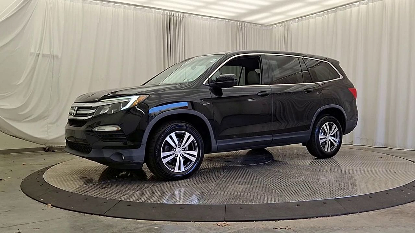 Used 2016 Honda Pilot Truck