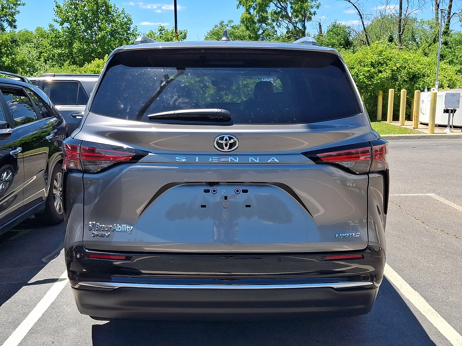 Used 2026 Toyota Sienna Sedan