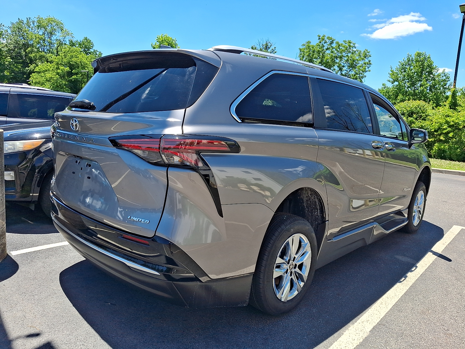 Used 2026 Toyota Sienna Sedan