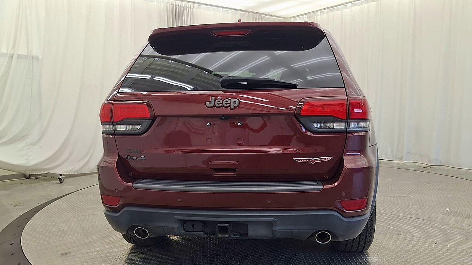 Used 2019 Jeep Grand Cherokee Truck