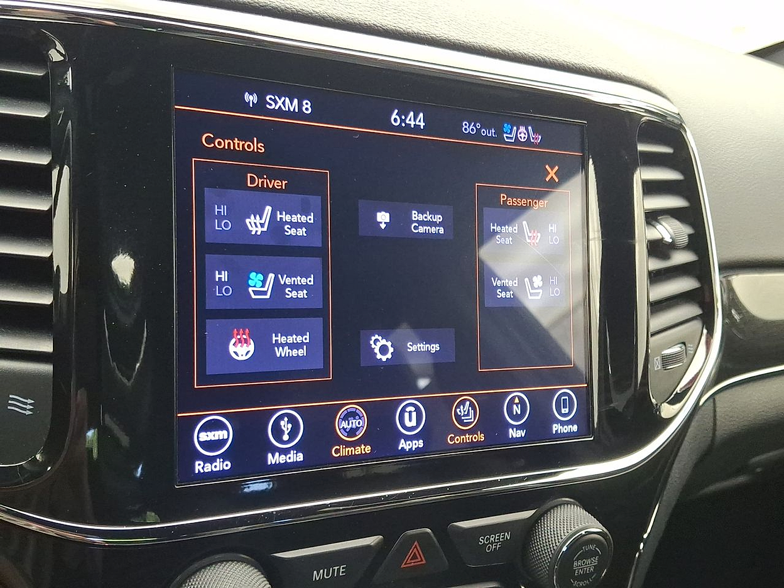 Used 2019 Jeep Grand Cherokee Truck
