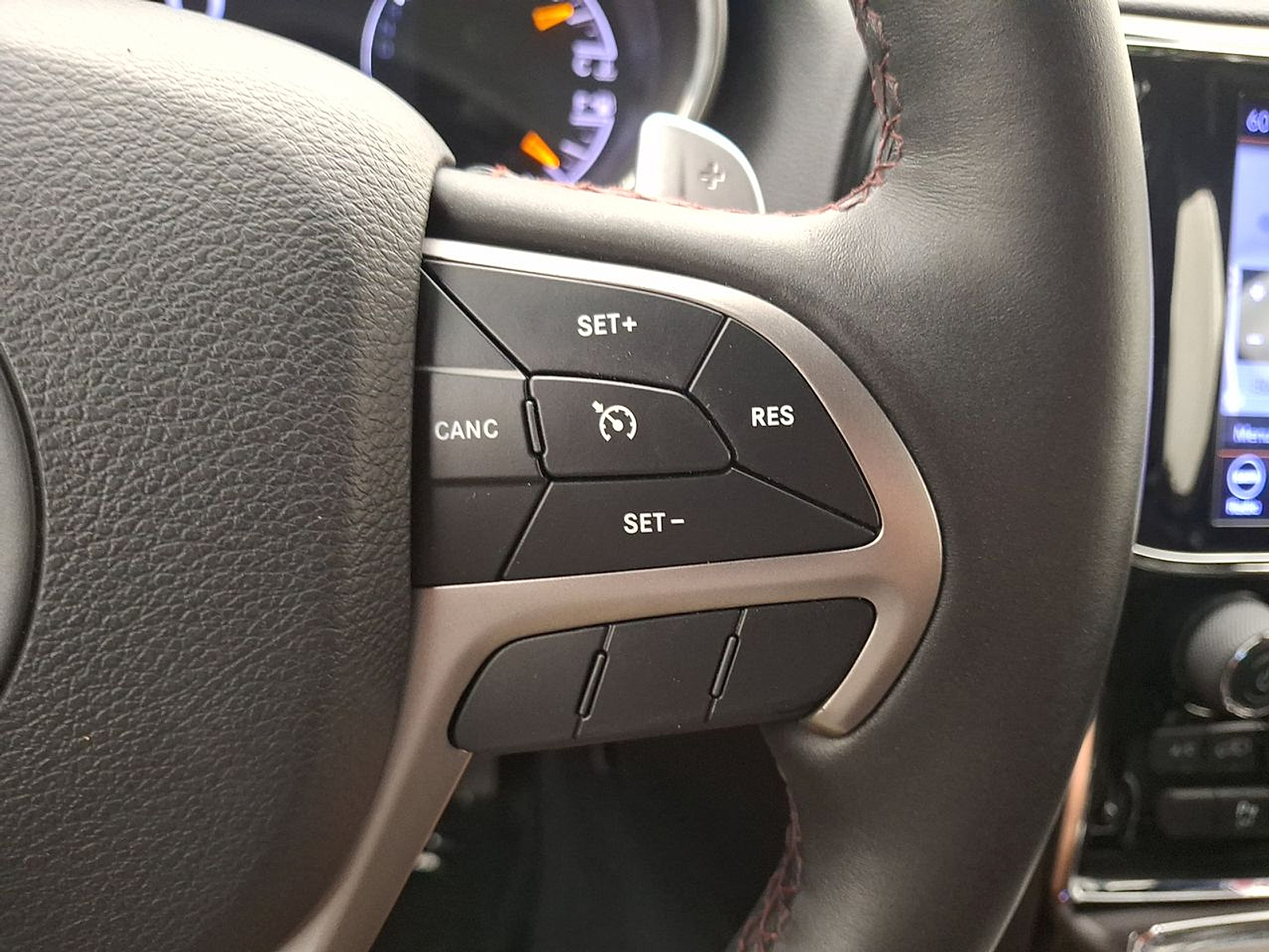 Used 2019 Jeep Grand Cherokee Truck