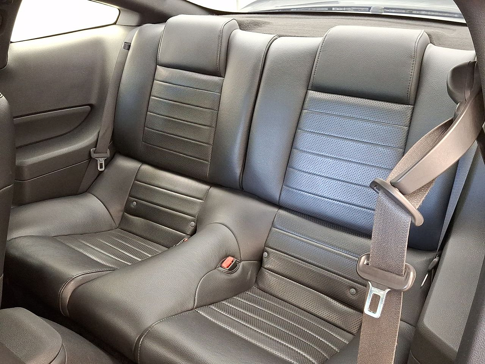 Used 2008 Ford Mustang Sedan