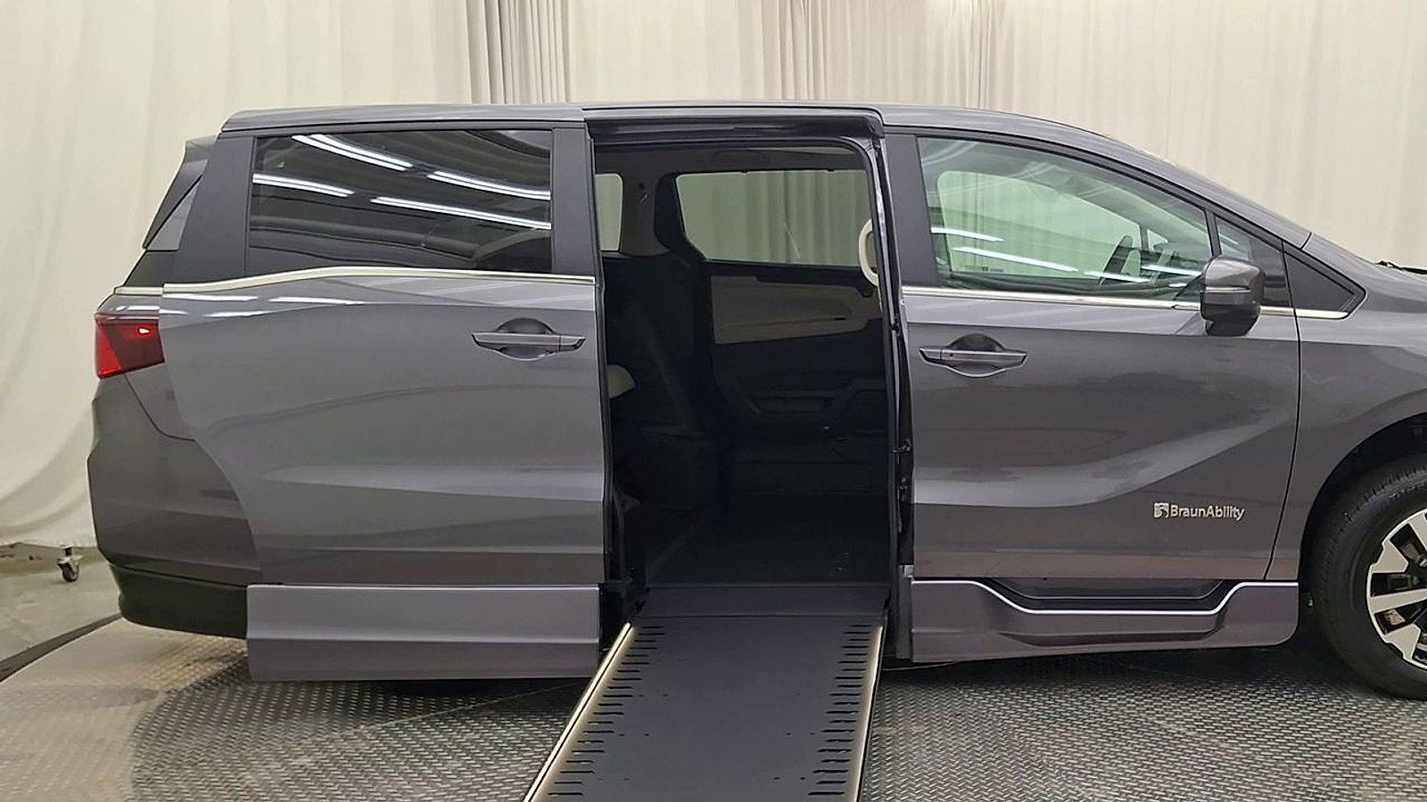 Used 2026 Honda Odyssey Van